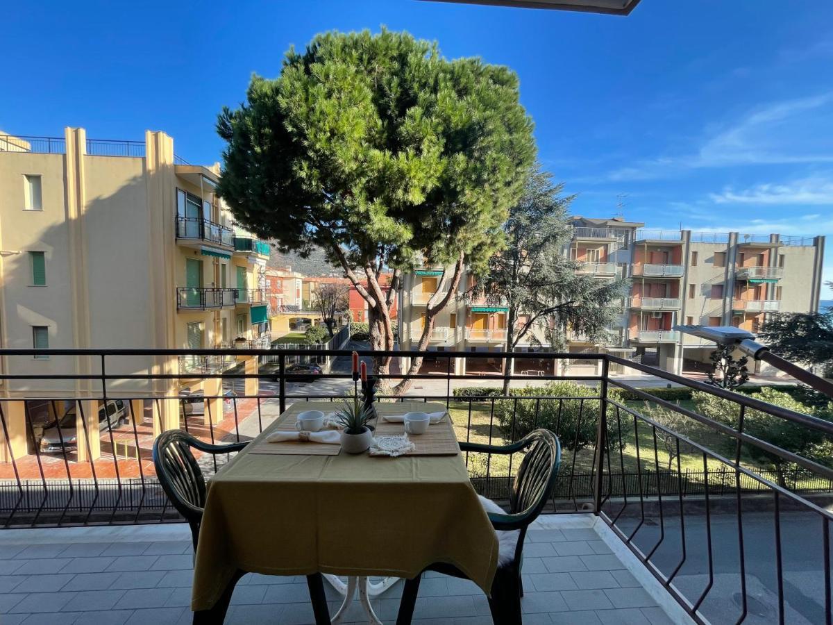 Apartment 50 Metri Dal Mare - Free Parking E A/c Pietra Ligure