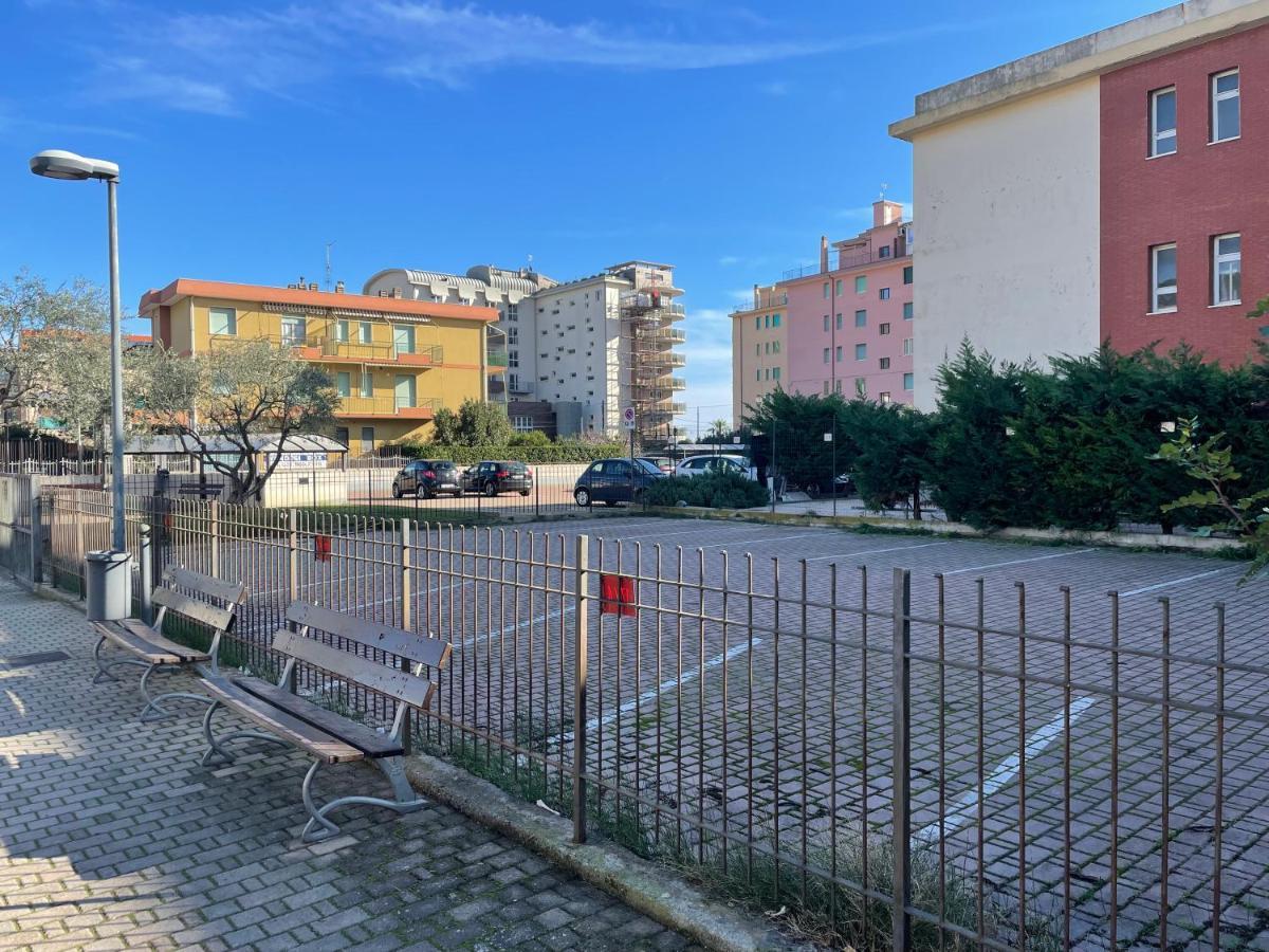 50 Metri Dal Mare - Free Parking E A/c * Pietra Ligure
