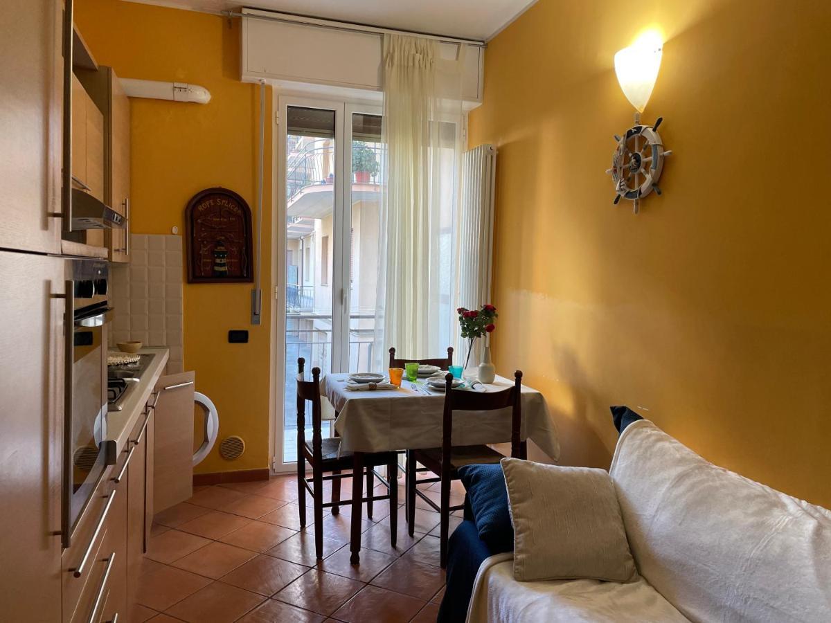 Apartment 50 Metri Dal Mare - Free Parking E A/c Pietra Ligure