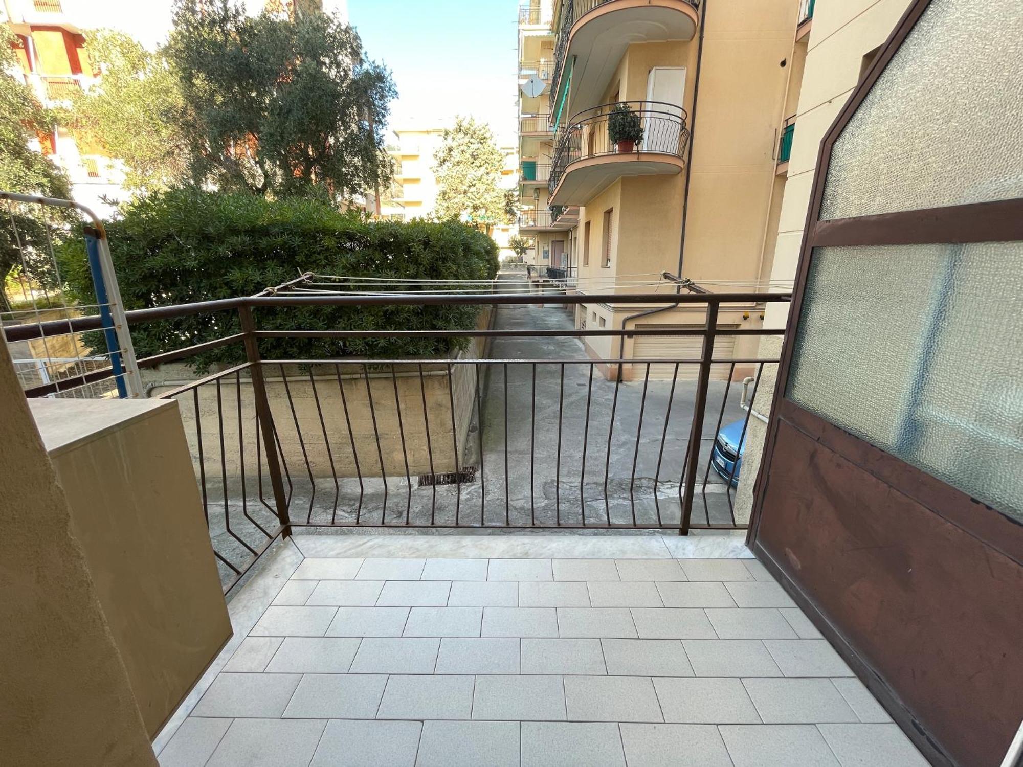 50 Metri Dal Mare - Free Parking E A/c Apartment Pietra Ligure
