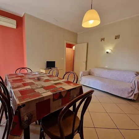50 Metri Dal Mare - Free Parking E A/C Apartment Pietra Ligure Exterior photo