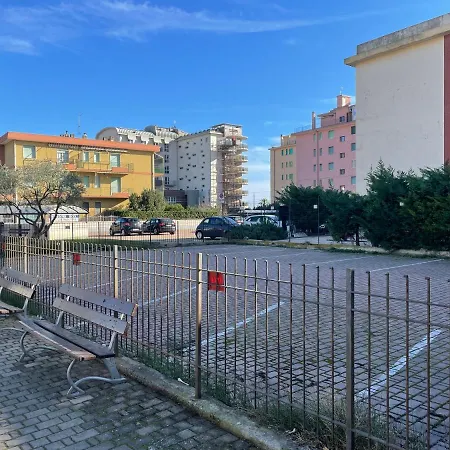 50 Metri Dal Mare - Free Parking E A/C Apartment Pietra Ligure Room photo