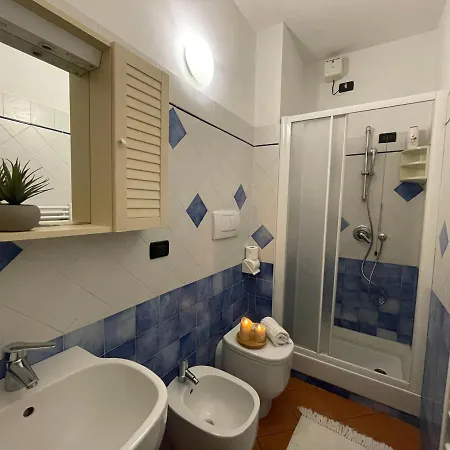 50 Metri Dal Mare - Free Parking E A/C Apartment Pietra Ligure Exterior photo