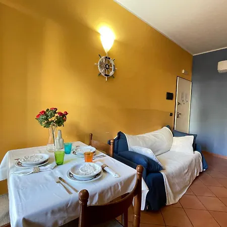50 Metri Dal Mare - Free Parking E A/C Apartment Pietra Ligure Exterior photo