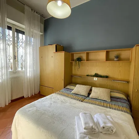 50 Metri Dal Mare - Free Parking E A/C Apartment Pietra Ligure Exterior photo