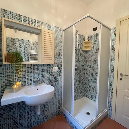 50 Metri Dal Mare - Free Parking E A/C Apartment Pietra Ligure Exterior photo