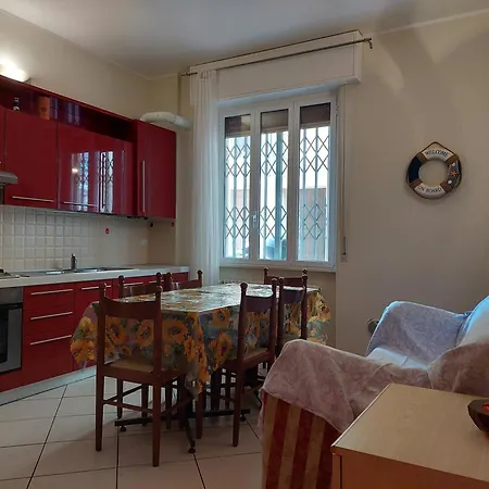 50 Metri Dal Mare - Free Parking E A/C Apartment Pietra Ligure Exterior photo