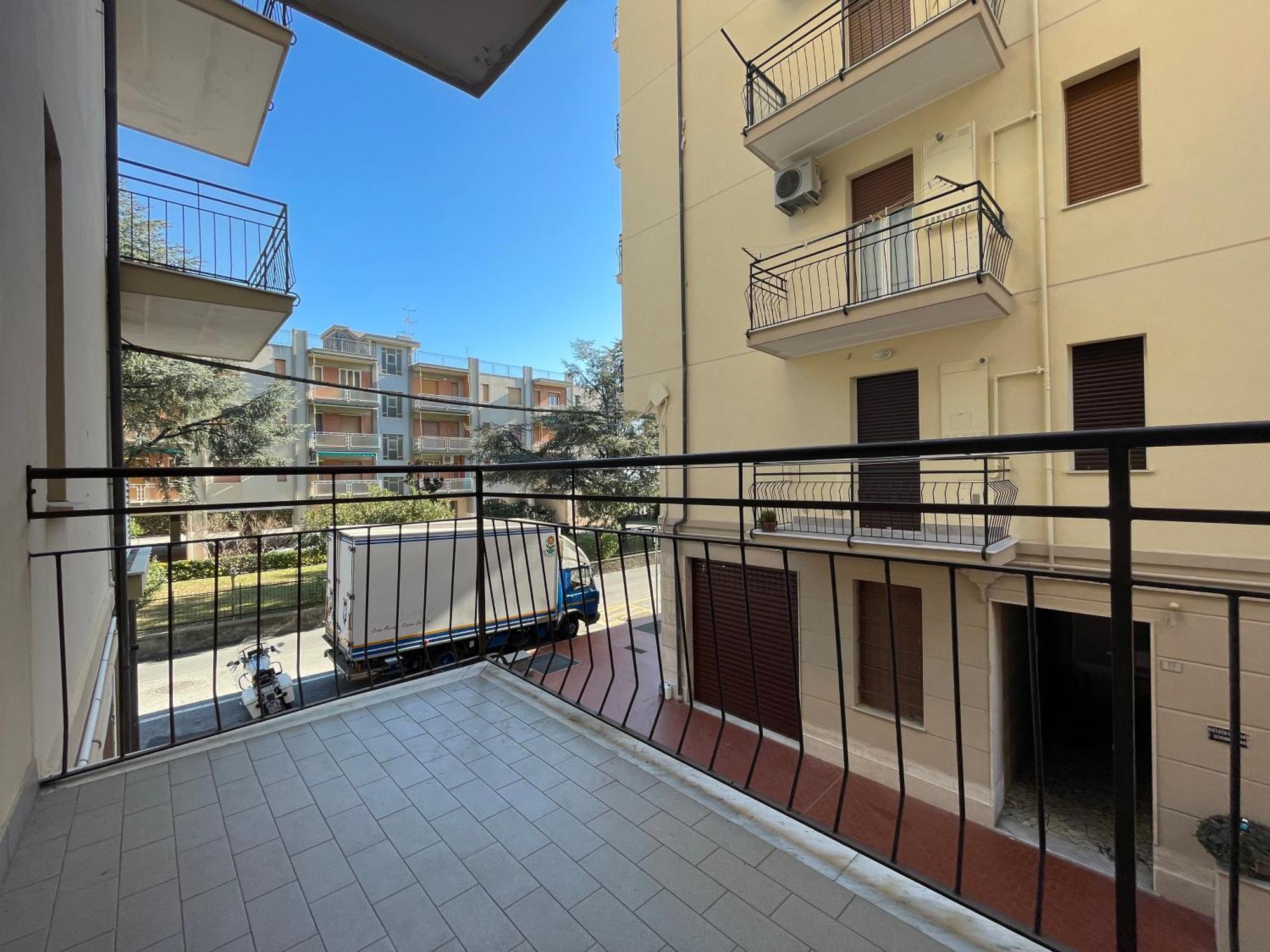 Apartamento 50 Metri Dal Mare - Free Parking E A/c