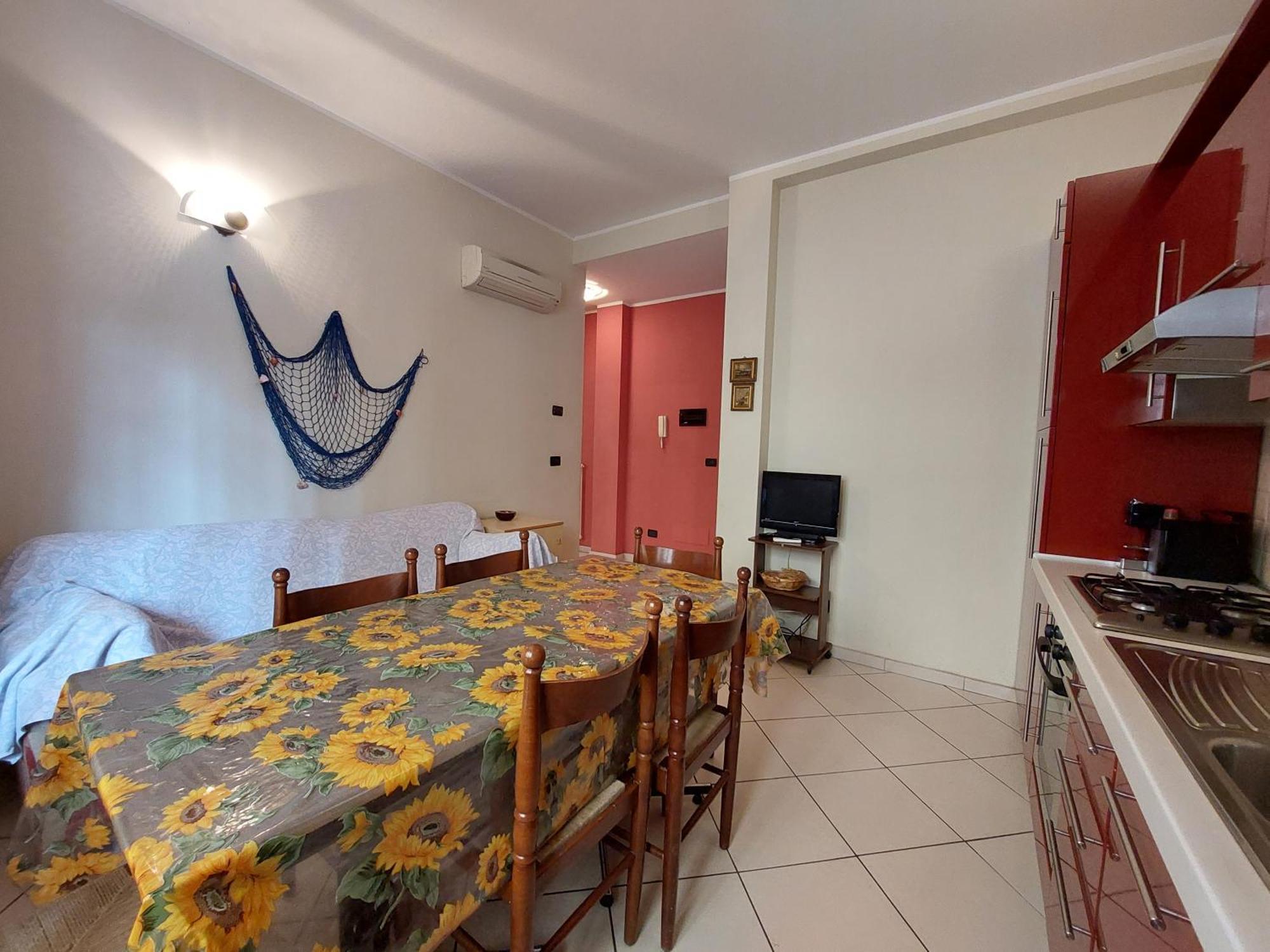 50 Metri Dal Mare - Free Parking E A/c Apartamento Pietra Ligure